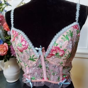 Embroidered lace floral romantic bustier top
